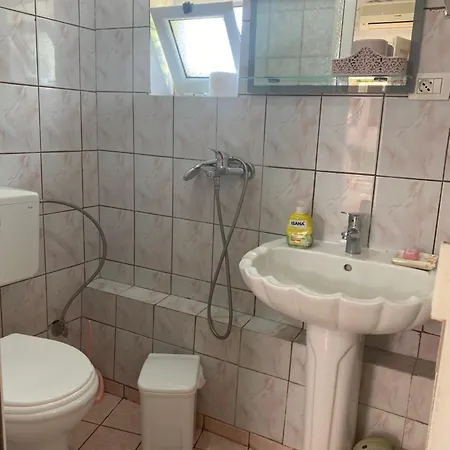 Apartament Seferi's Apartament *