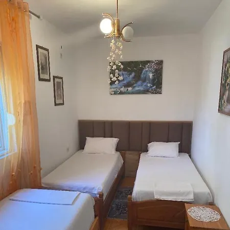 Seferi's Apartament
