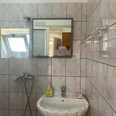 Seferi's Apartament Apartment *
